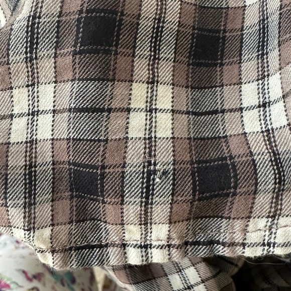 GAP Brown, Black, & Ivory/Cream Plaid Crinkle Gauze Puff Sleeve Shirt - Size XL - Picture 13 of 13